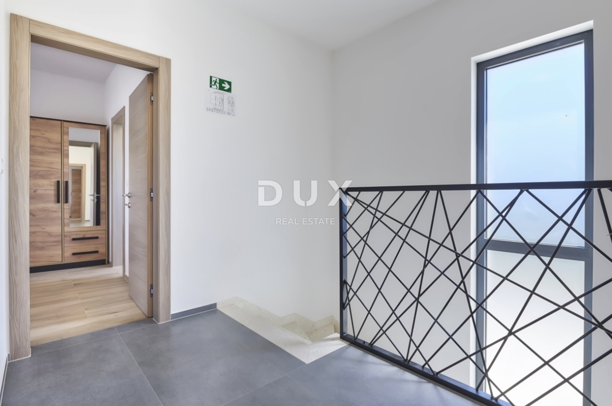 ISTRIA, LOBORIKA - Casa con piscina vicino a Pola!