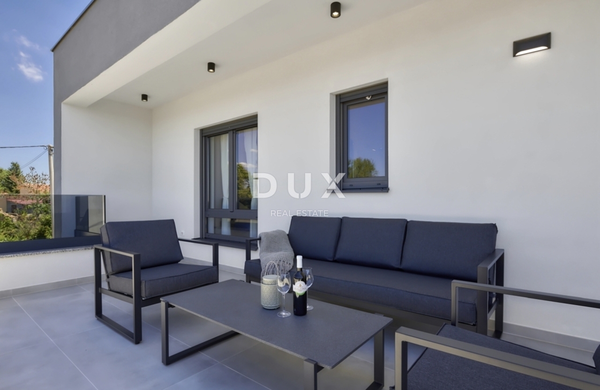 ISTRIA, LOBORIKA - Casa con piscina vicino a Pola!