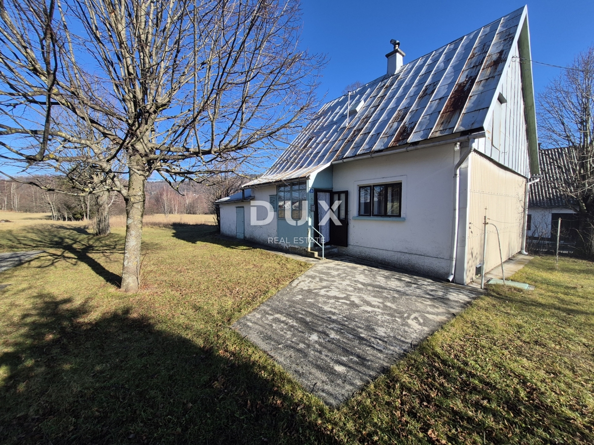 GORSKI KOTAR, FUŽINE, LIČ - grande tenuta familiare con due case e un garage, prezzo ribassato, occasione!