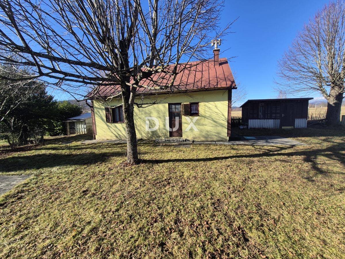GORSKI KOTAR, FUŽINE, LIČ - grande tenuta familiare con due case e un garage, prezzo ribassato, occasione!