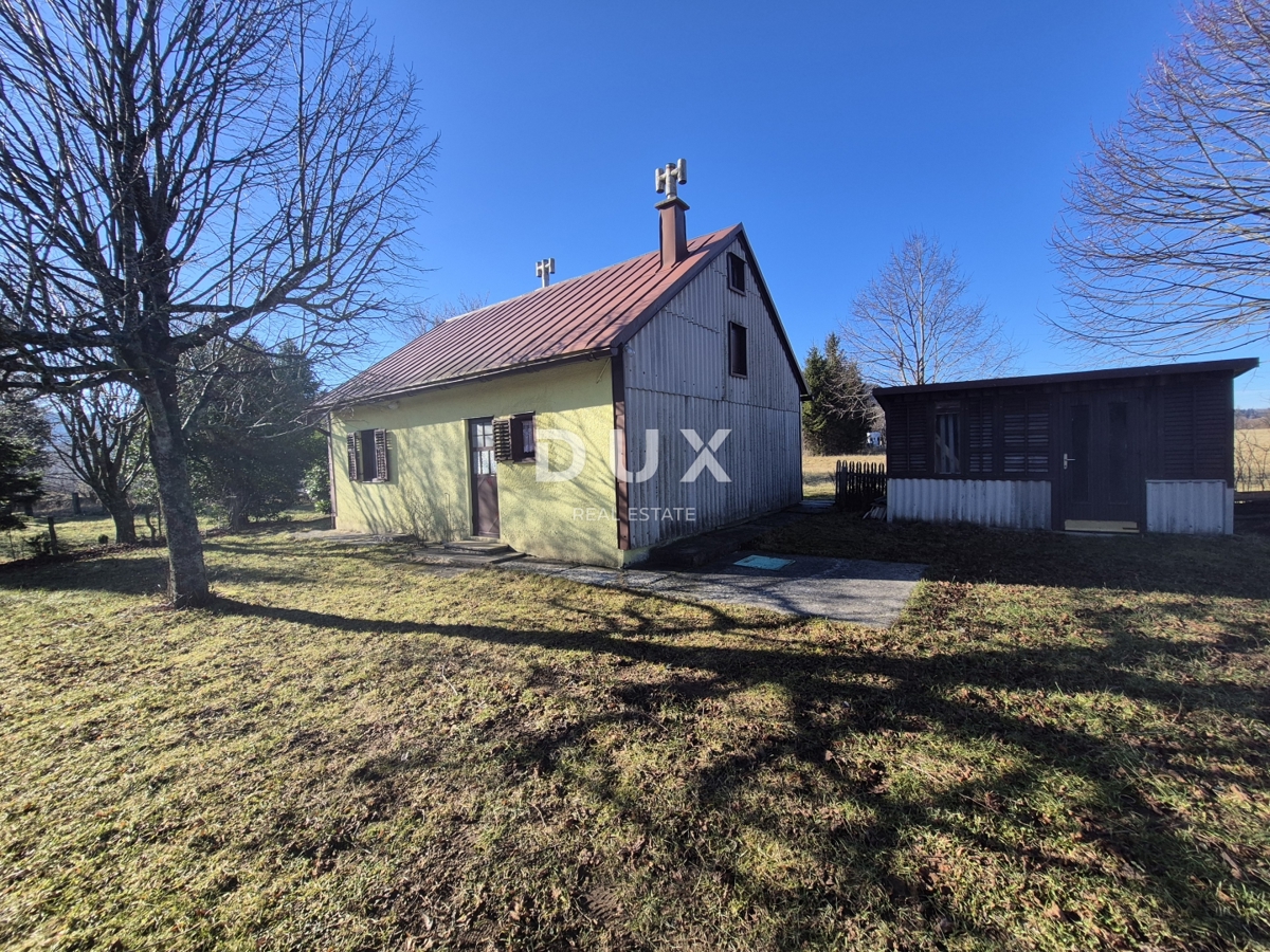 GORSKI KOTAR, FUŽINE, LIČ - grande tenuta familiare con due case e un garage, prezzo ribassato, occasione!