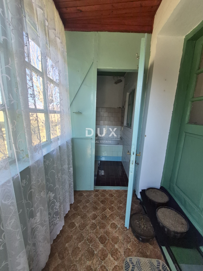 GORSKI KOTAR, FUŽINE, LIČ - grande tenuta familiare con due case e un garage, prezzo ribassato, occasione!