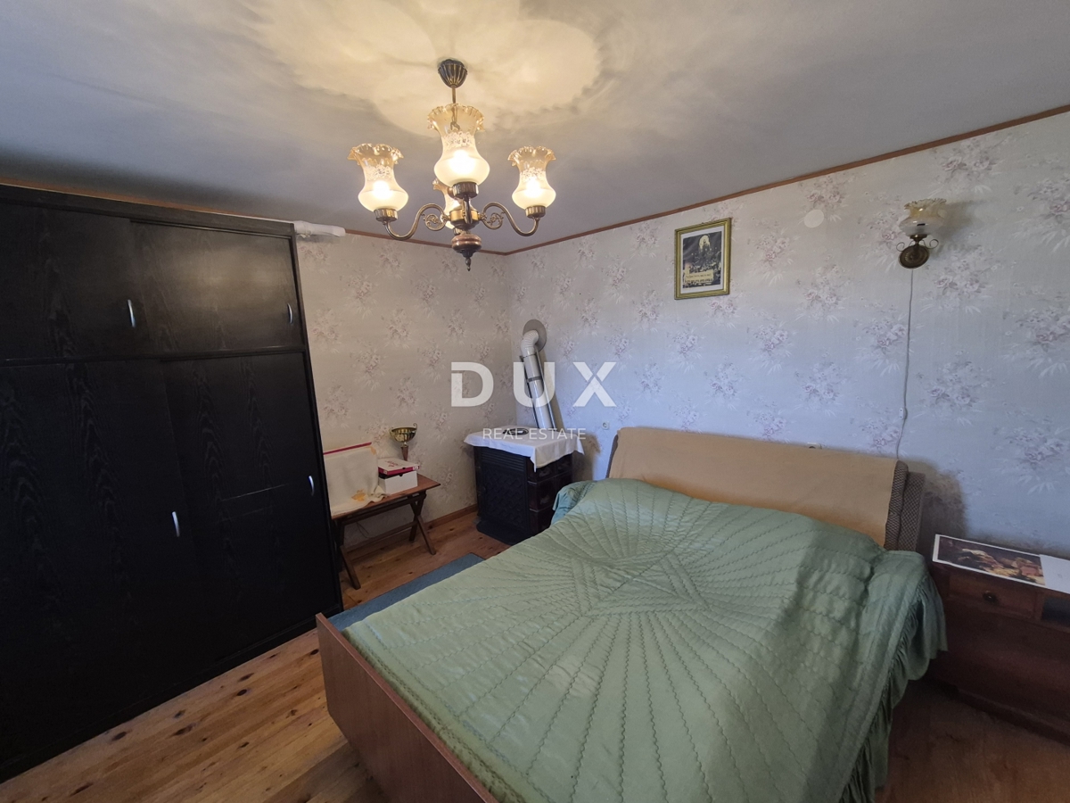 GORSKI KOTAR, FUŽINE, LIČ - grande tenuta familiare con due case e un garage, prezzo ribassato, occasione!