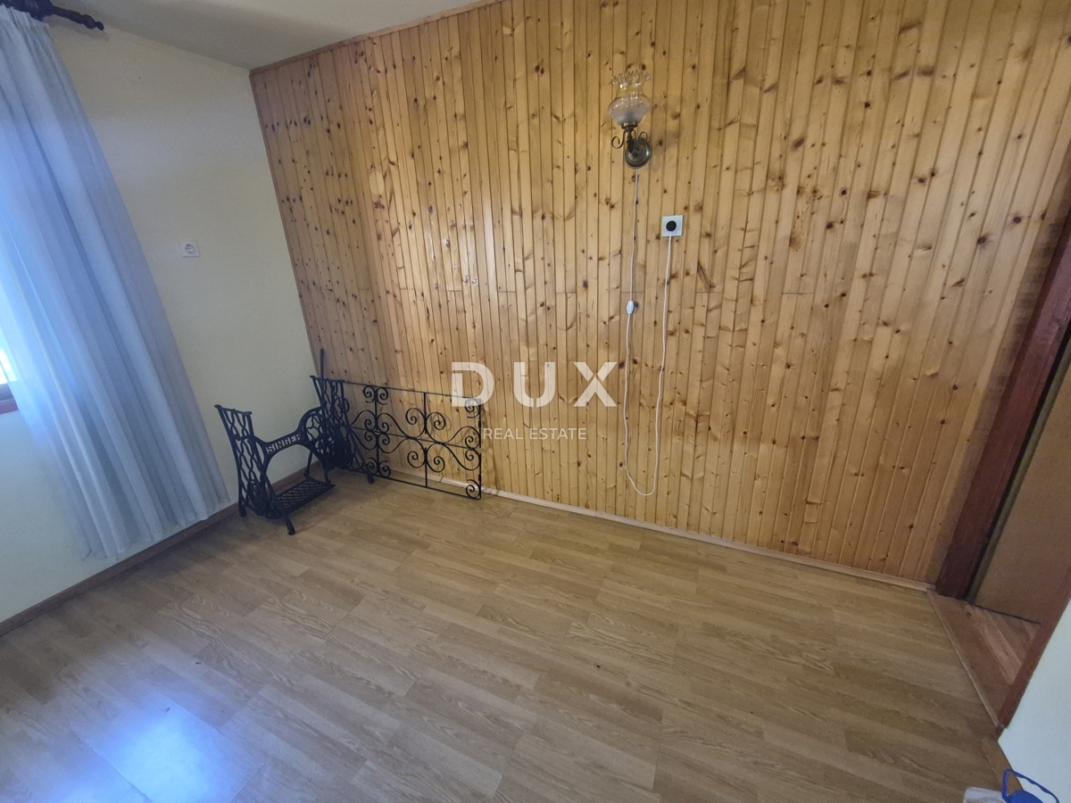 GORSKI KOTAR, FUŽINE, LIČ - grande tenuta familiare con due case e un garage, prezzo ribassato, occasione!