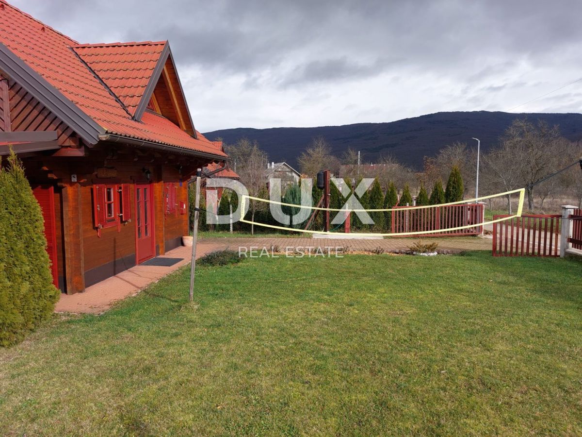 OTOČAC, LIČKO LEŠČE - Casa idilliaca con piscina