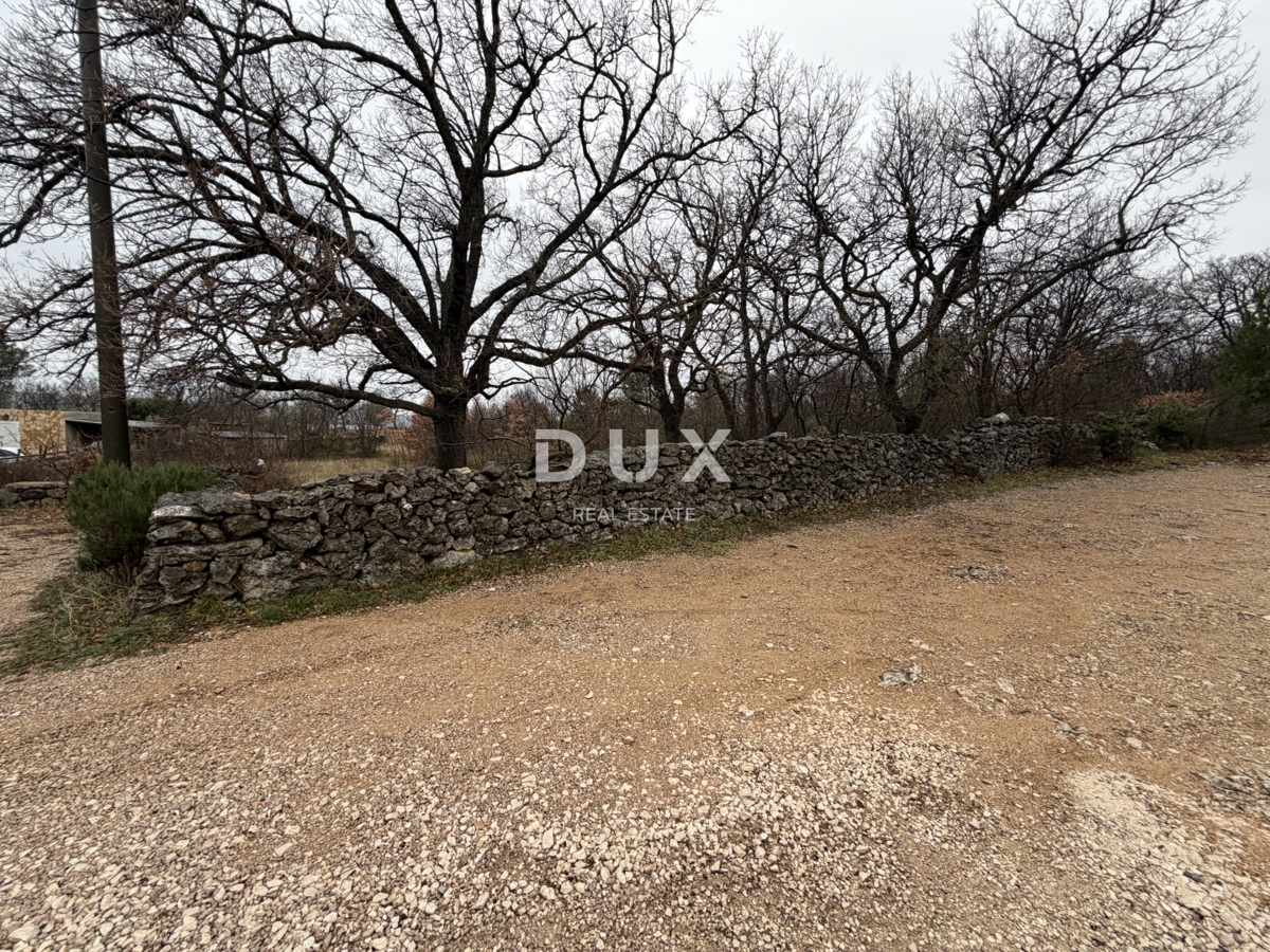 ZADAR, MASLENICA - Terreno edificabile 1260m² - in ottima posizione!