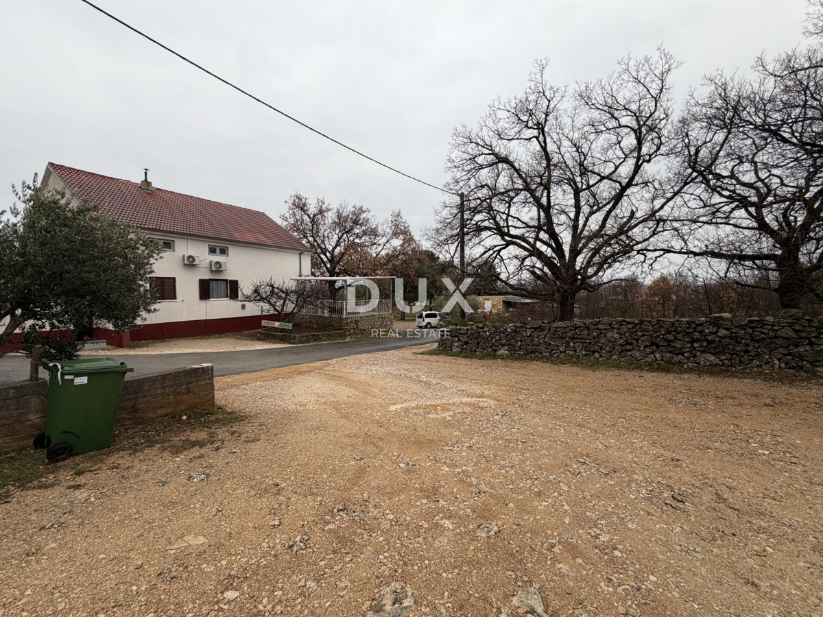 ZADAR, MASLENICA - Terreno edificabile 1260m² - in ottima posizione!