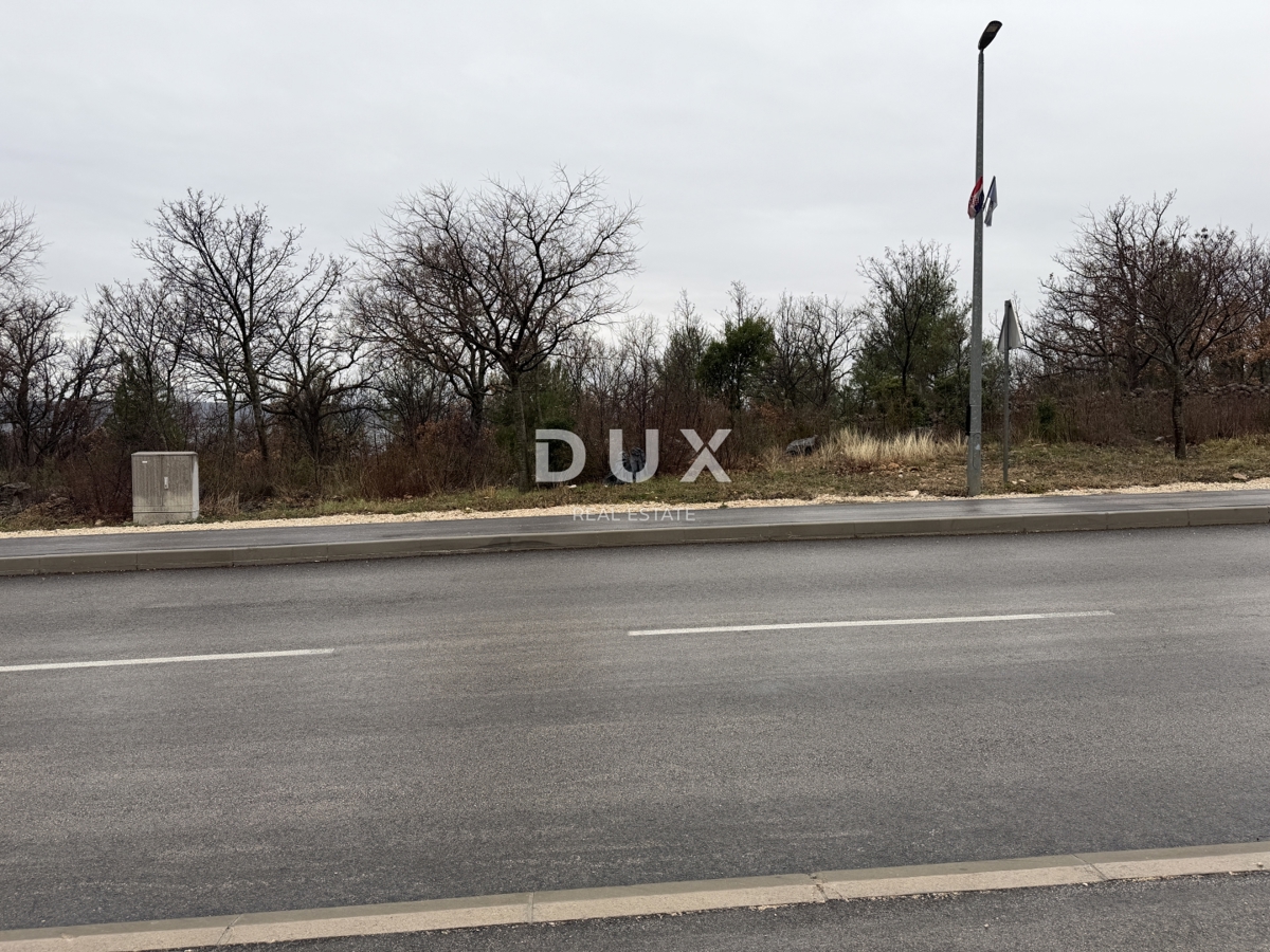 ZADAR, MASLENICA - Terreno edificabile 1260m² - in ottima posizione!