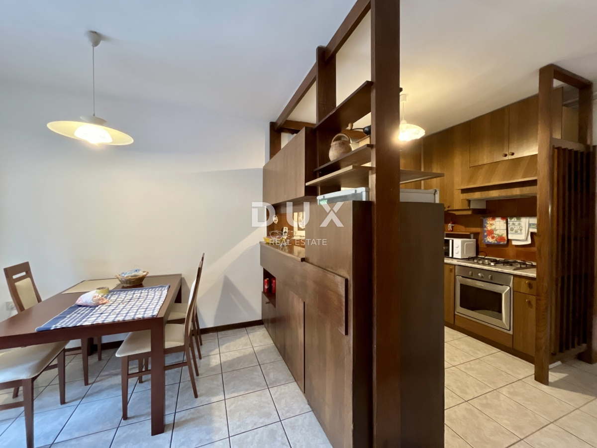 OPATIJA, LOVRAN - Casa indipendente a 50 m dal centro, 150 m dal mare