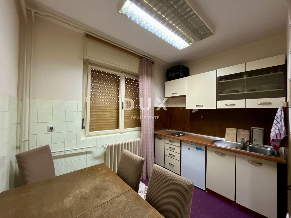 OPATIJA, LOVRAN - Casa indipendente a 50 m dal centro, 150 m dal mare