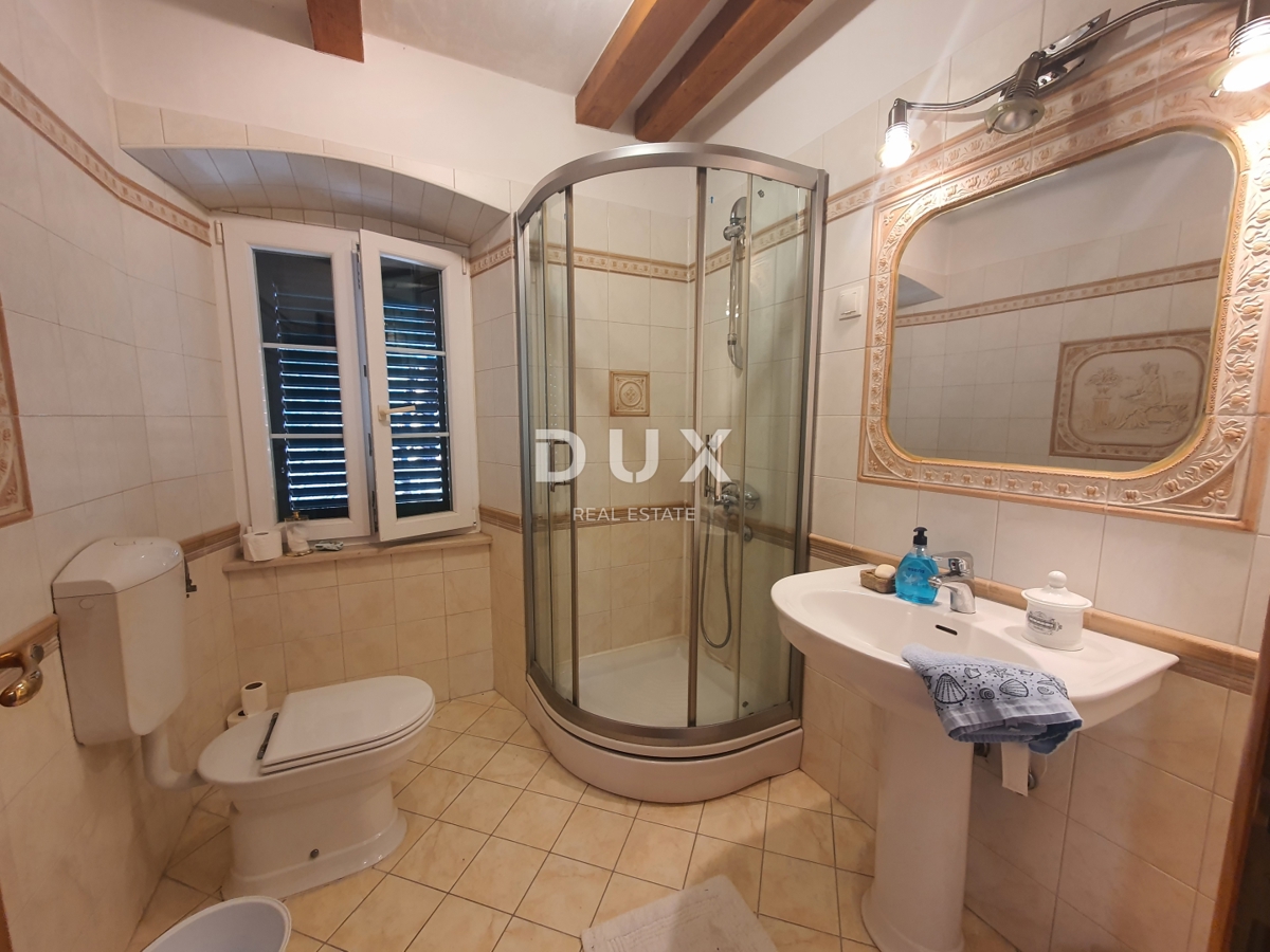 ISOLA DI CHERSO, BELI - Bellissima casa indipendente in stile rustico in ottima posizione