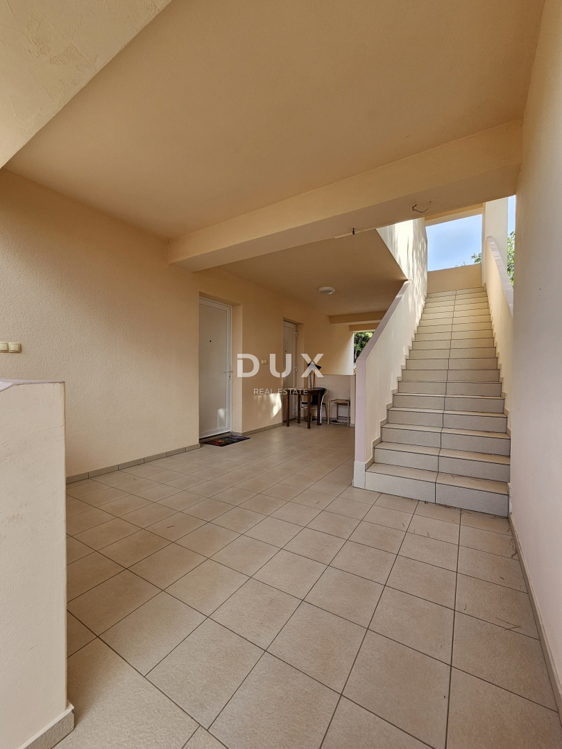 RAB, BARBAT – Villa Esclusiva con Vista Panoramica