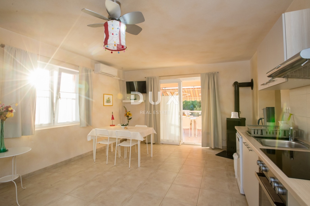 RAB, BARBAT – Villa Esclusiva con Vista Panoramica