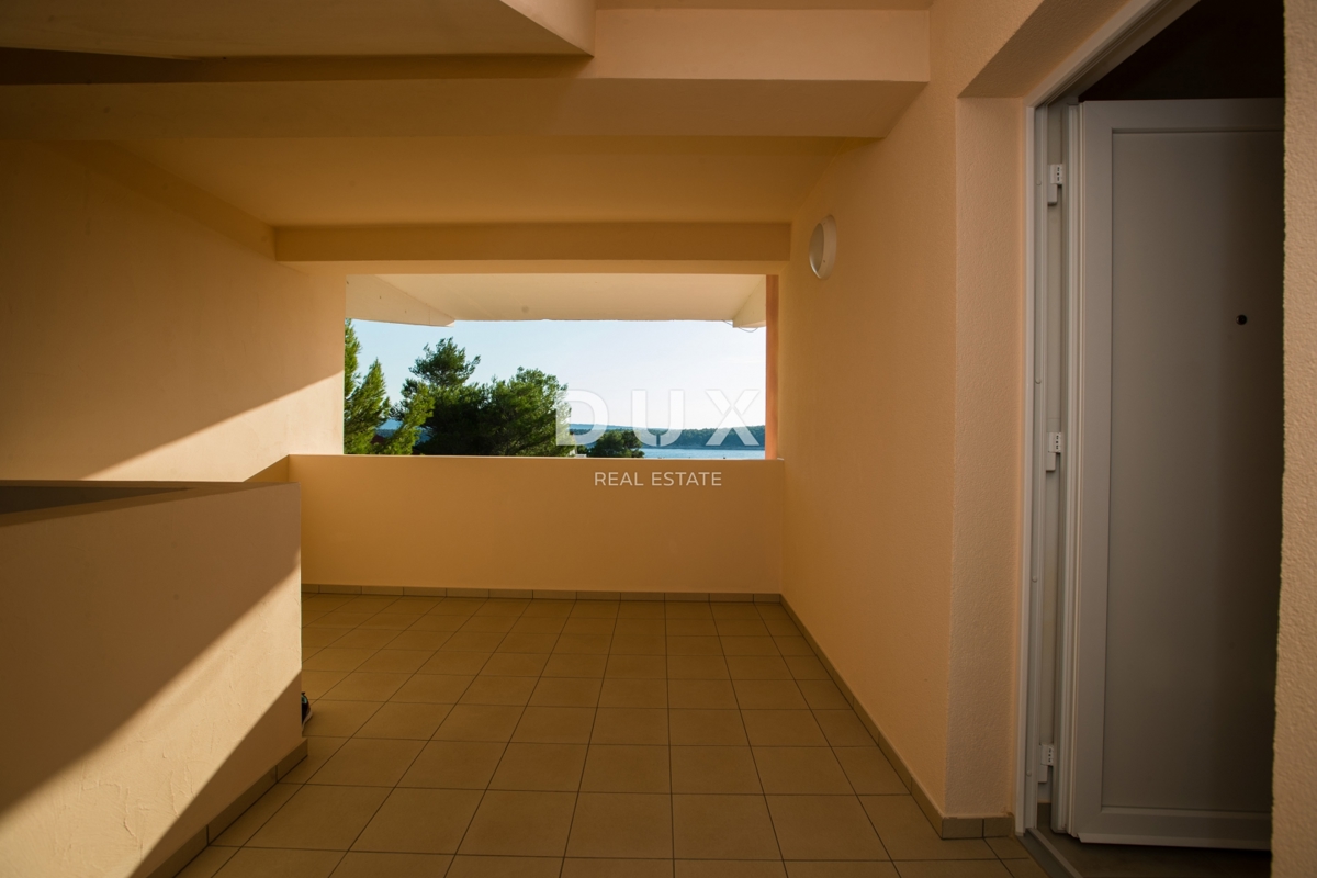 RAB, BARBAT – Villa Esclusiva con Vista Panoramica