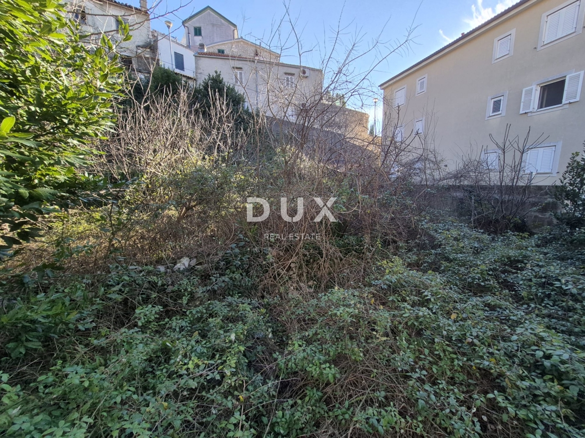 Terreno Novi Vinodolski, 285m2