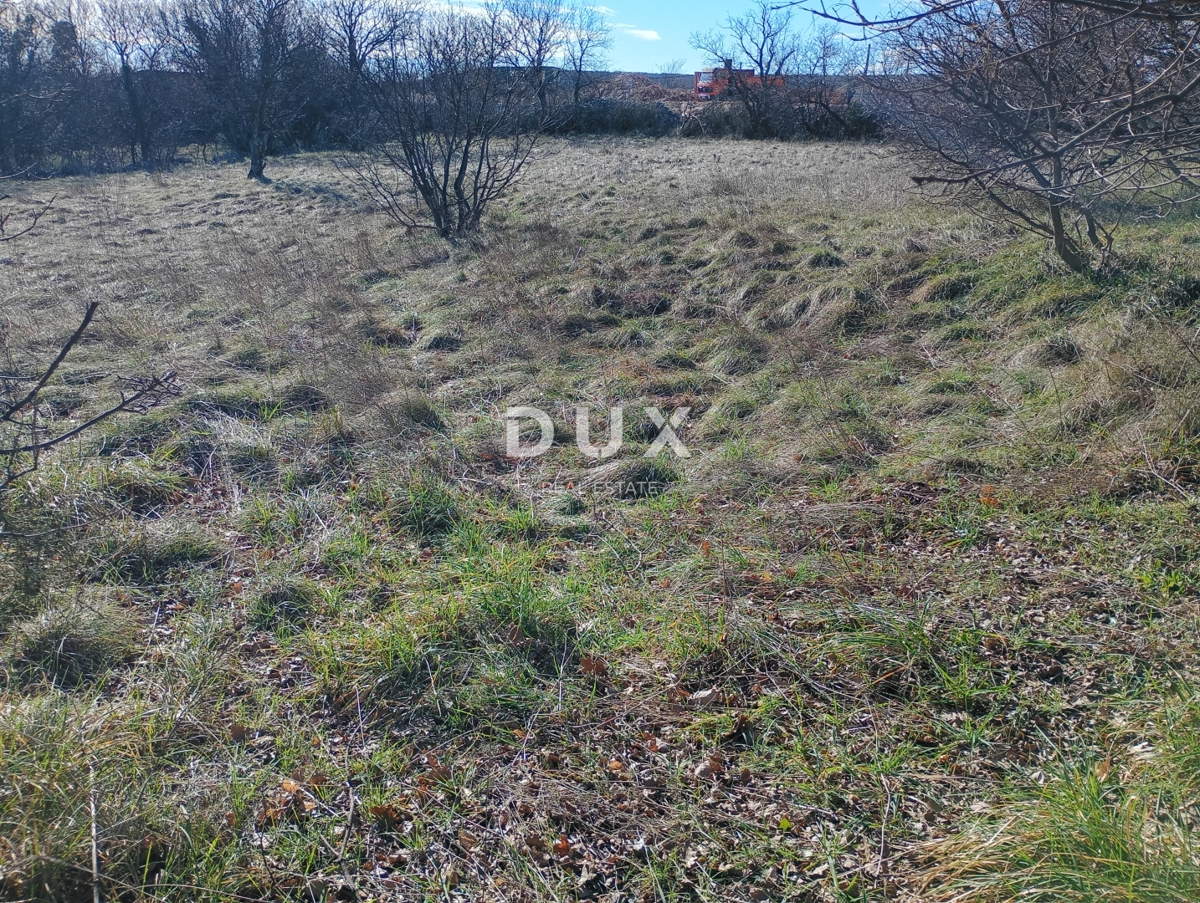 ŠKRLJEVO, BAKAR - Terreno edificabile di 2600 m2