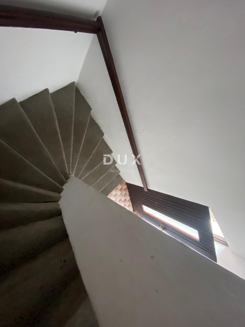 Casa Smokvica Krmpotska, Novi Vinodolski, 230m2