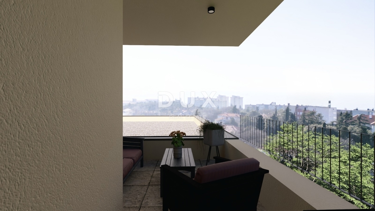 RIJEKA, KRIMEJA - Intimo appartamento con 3 camere da letto + soggiorno, giardino di 100 m2, vista, due garage e un posto auto esterno