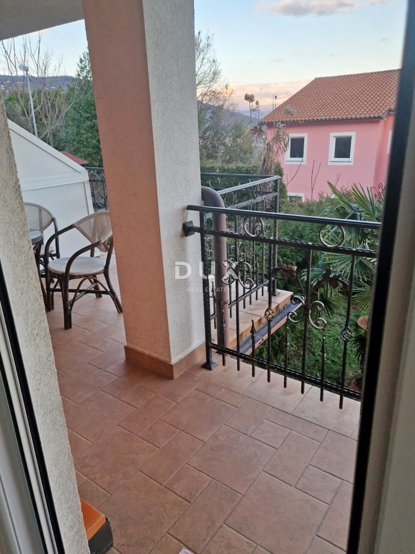OPATIJA, OPRIĆ - Vista mare e giardino da godere, 2 camere da letto 74m2