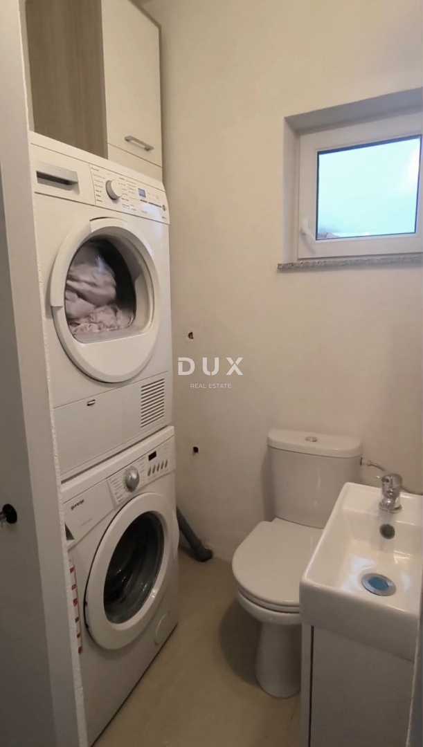 ISOLA DI PAŠMAN, TKON - Appartamento duplex con vista mare vicino alla spiaggia!