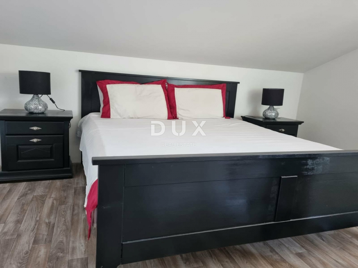 ISOLA DI PAŠMAN, TKON - Appartamento duplex con vista mare vicino alla spiaggia!