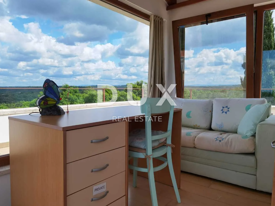 ISTRIA, VIŠNJAN - Casa autentica istriana con piscina e vista mare