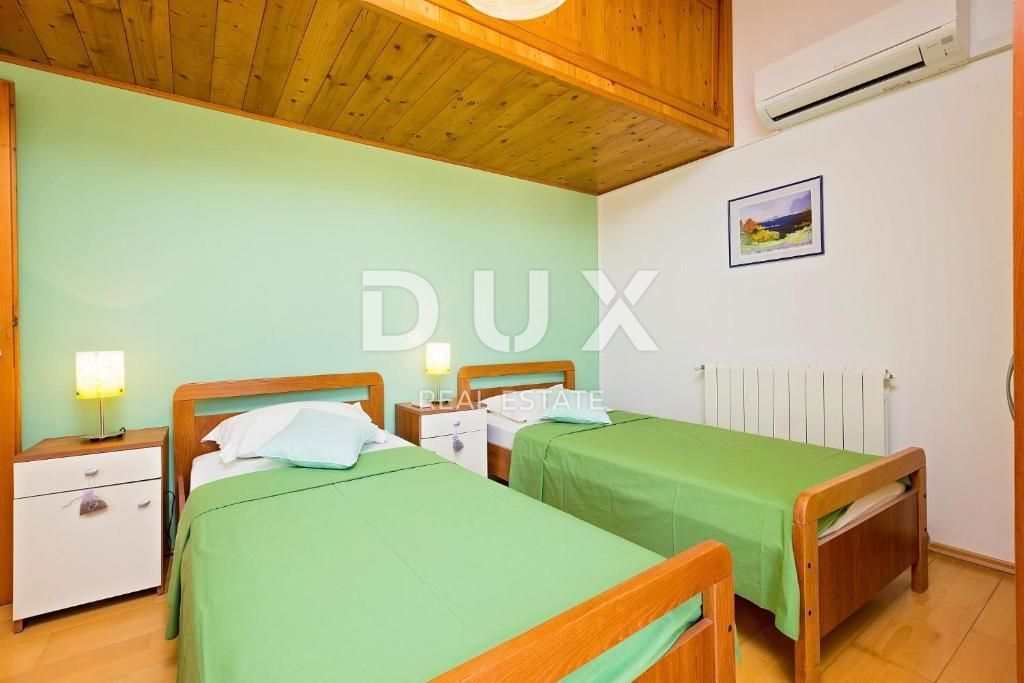 ISTRIA, VIŠNJAN - Casa autentica istriana con piscina e vista mare