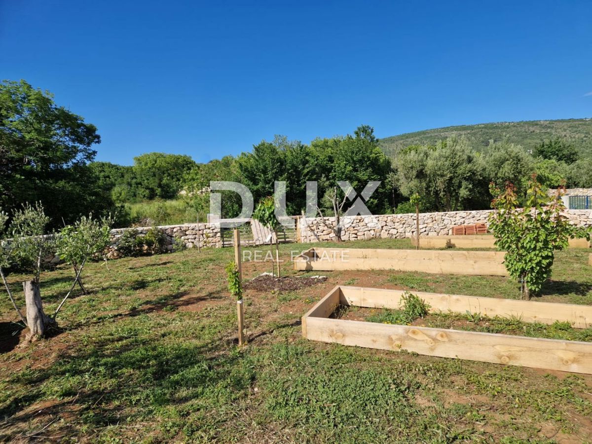 ISTRIA, RABAC - Una magica tenuta con due case vicino al mare