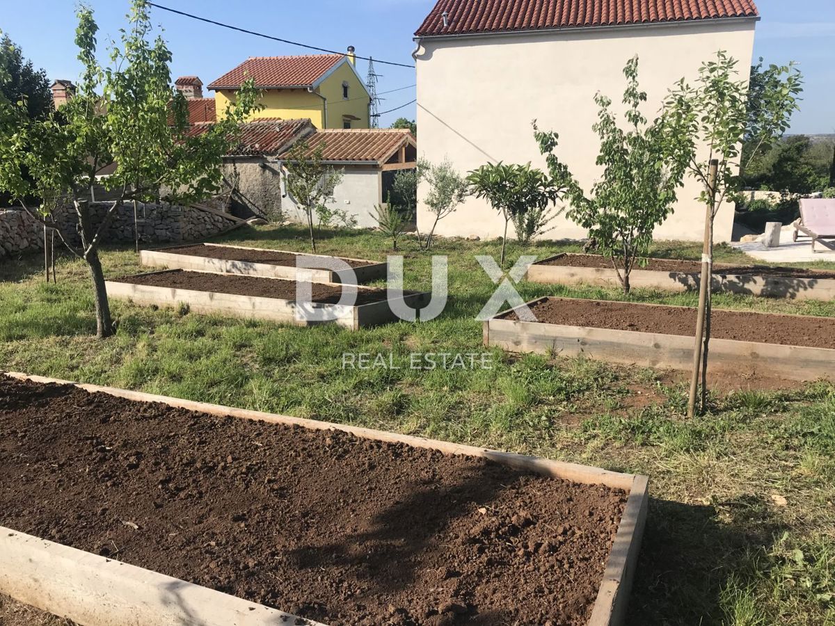 ISTRIA, RABAC - Una magica tenuta con due case vicino al mare