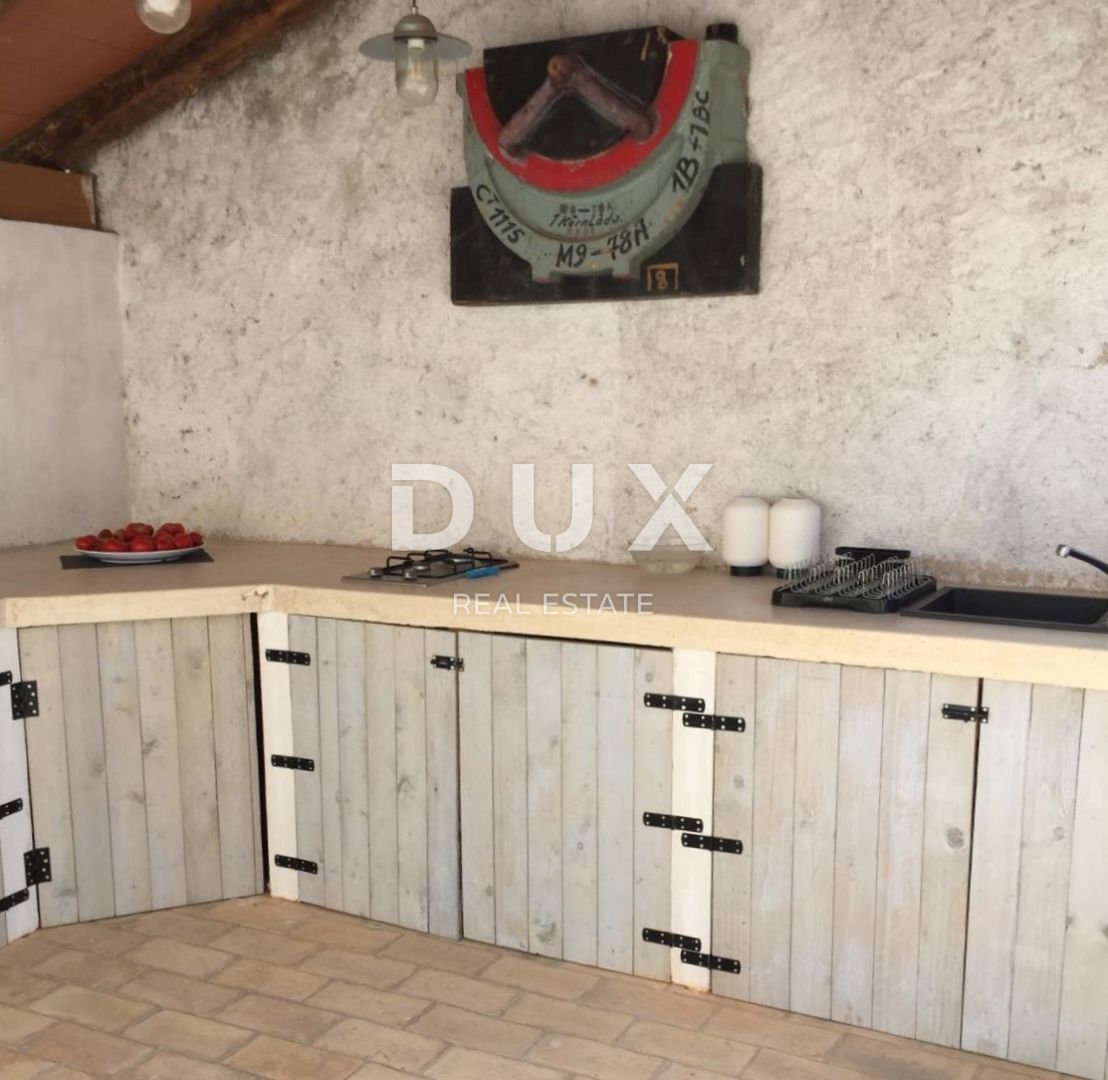 ISTRIA, RABAC - Una magica tenuta con due case vicino al mare