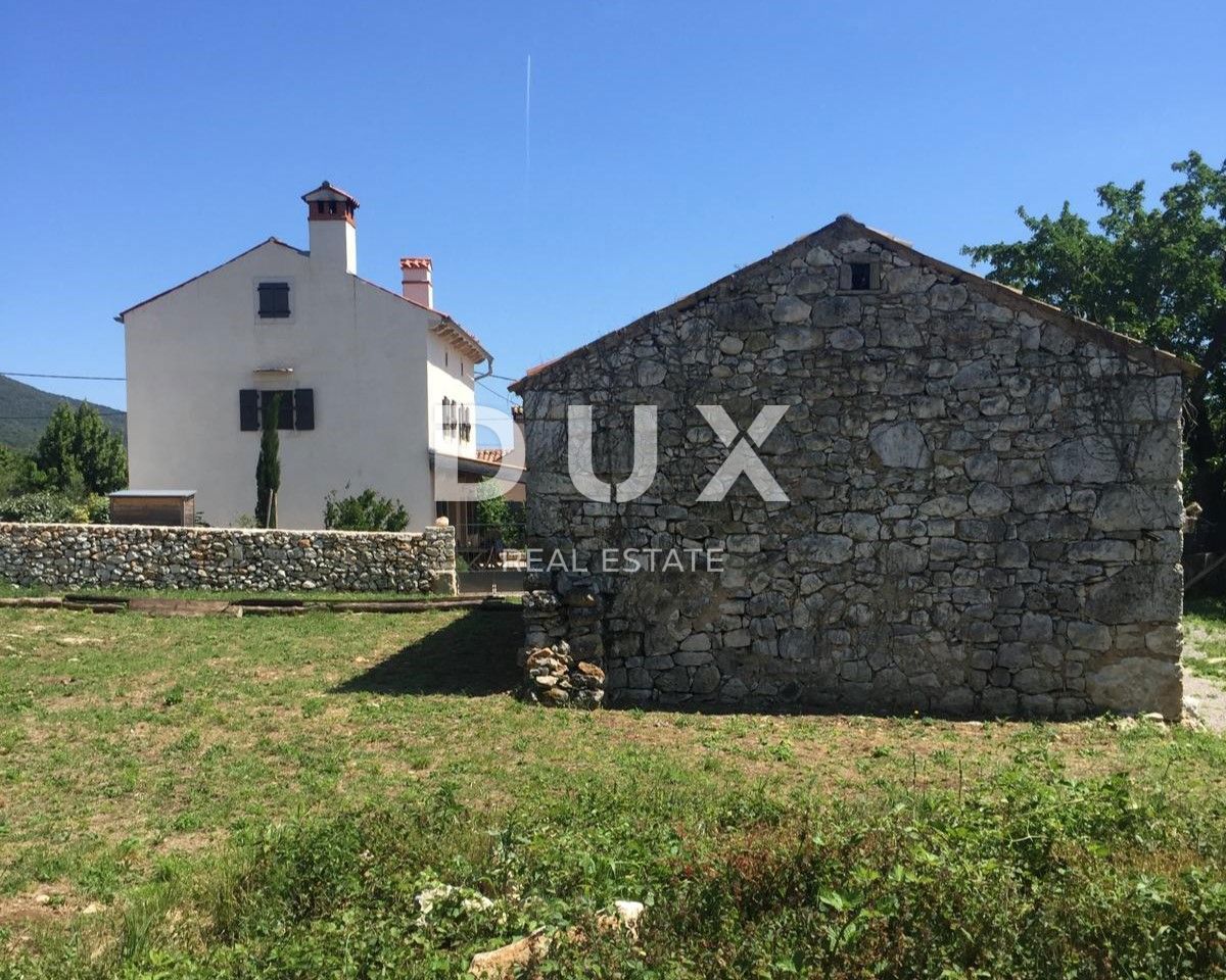 ISTRIA, RABAC - Una magica tenuta con due case vicino al mare