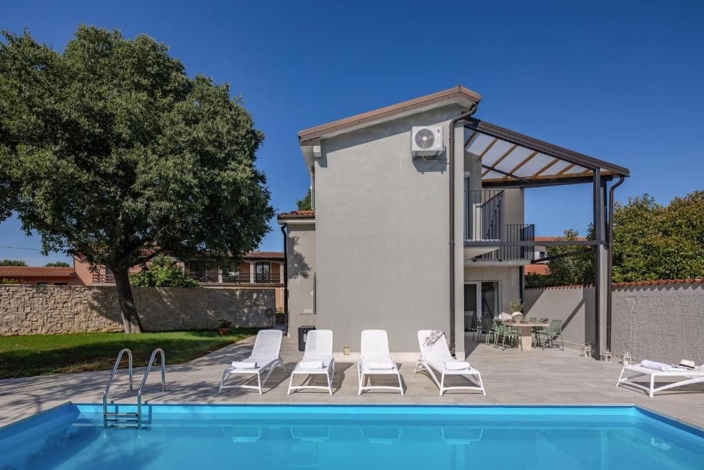 ISTRIA, VERTENIGLA - Casa di lusso con piscina