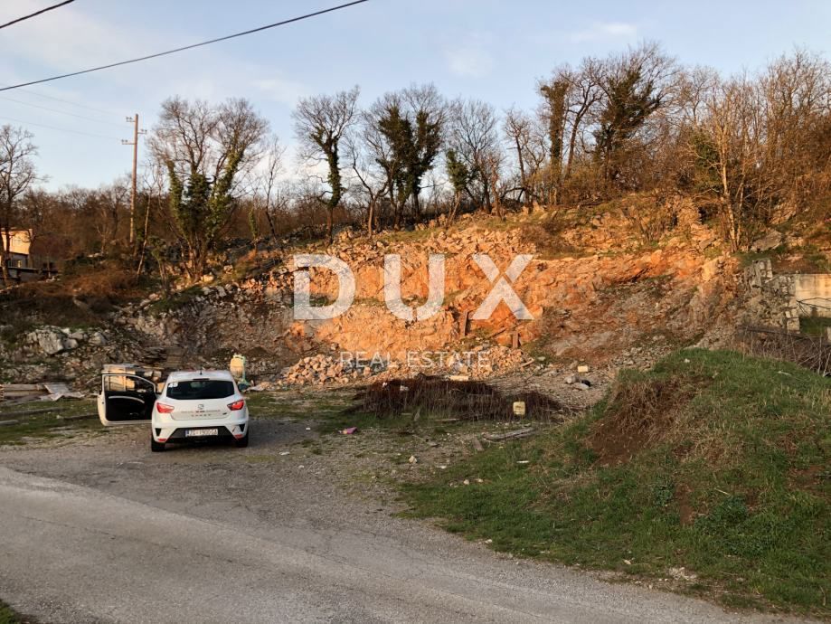 GROBNIK, PODHUM - Terreno edificabile pronto per la costruzione