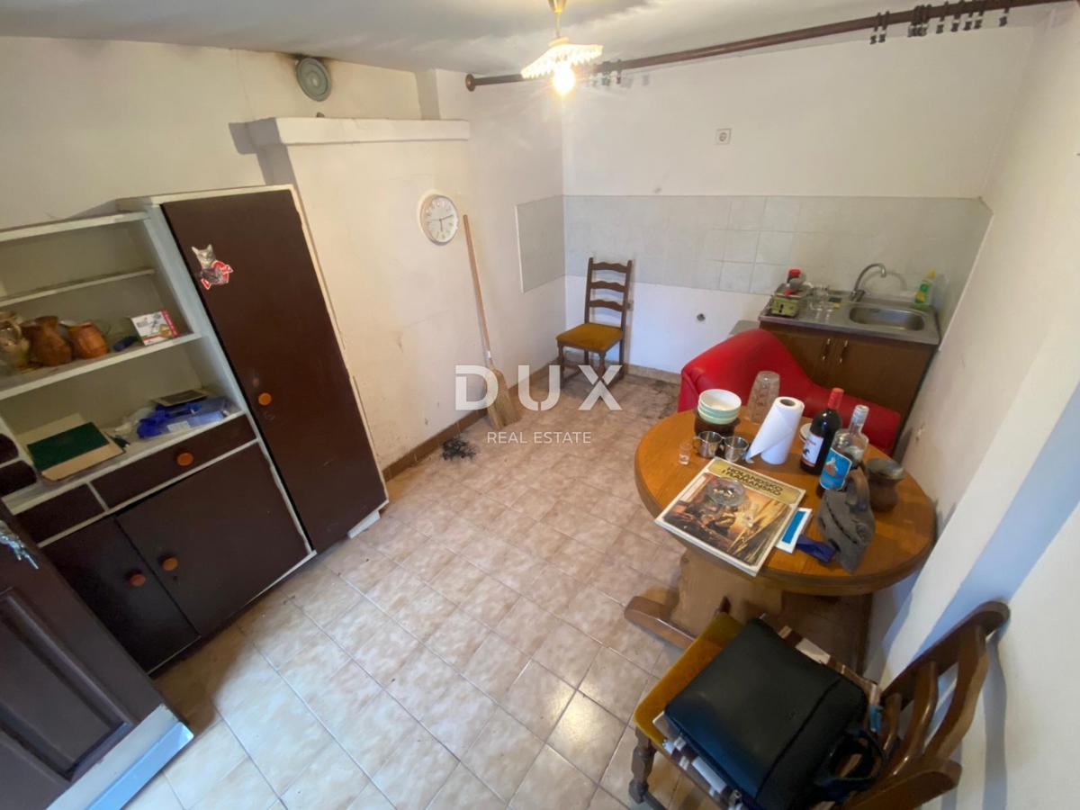 FIUME, STRADA - VENDITA URGENTE! SOLO DA NOI! Appartamento con 2 camere da letto al piano terra con giardino in ottima posizione! OCCASIONE!