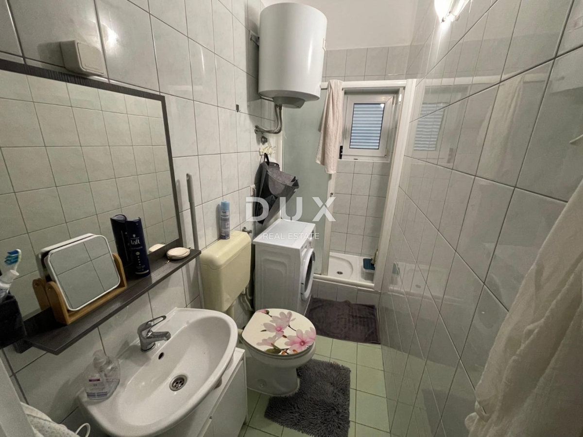 ISOLA DI KRK, CENTRO DI MALINSKA - Incantevole appartamento con 1 camera da letto + soggiorno, vicino al centro e al mare!