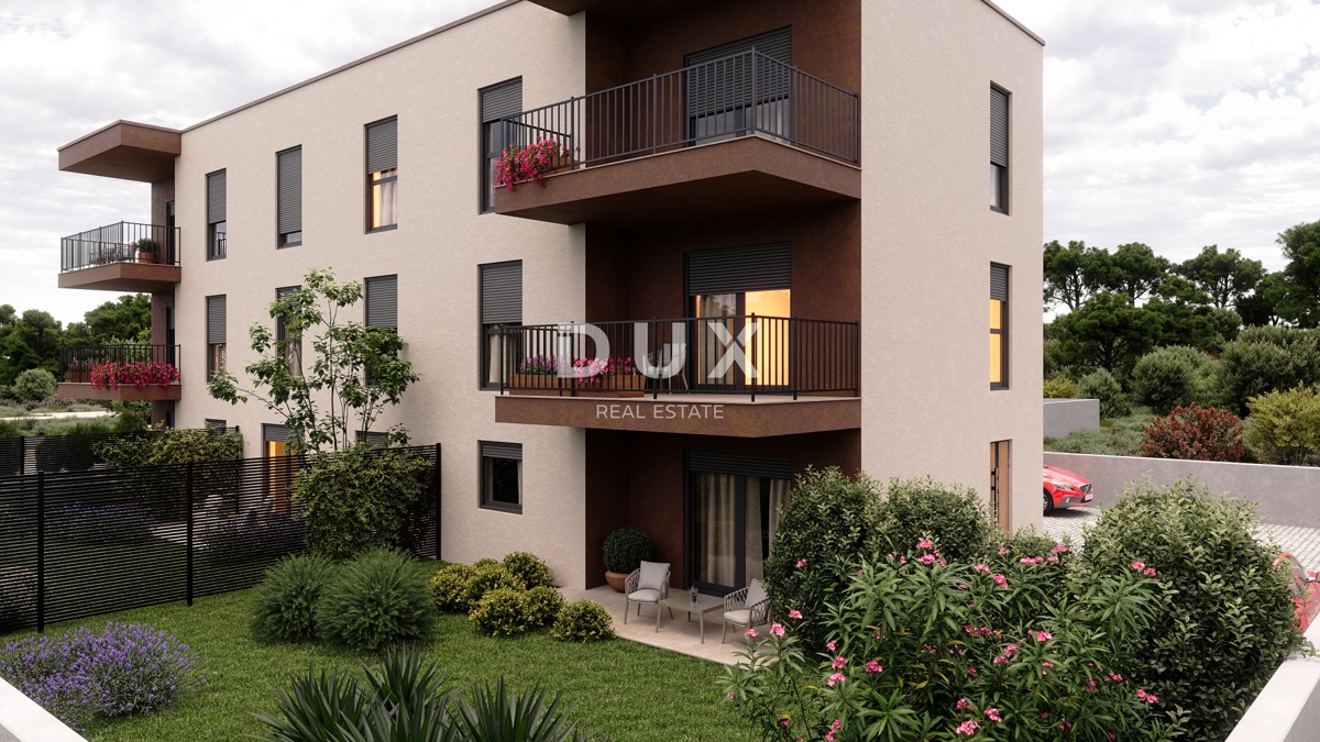 ŠIBENIK, BRODARICA - Appartamento con due camere da letto al 2° piano con vista mare e sull'isola di Krapanj S6