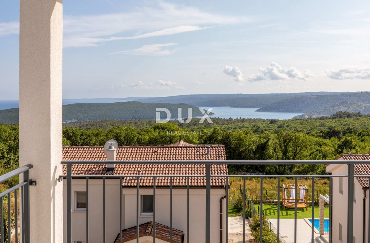 ISTRIA, RABAC - Casa con piscina e vista mare