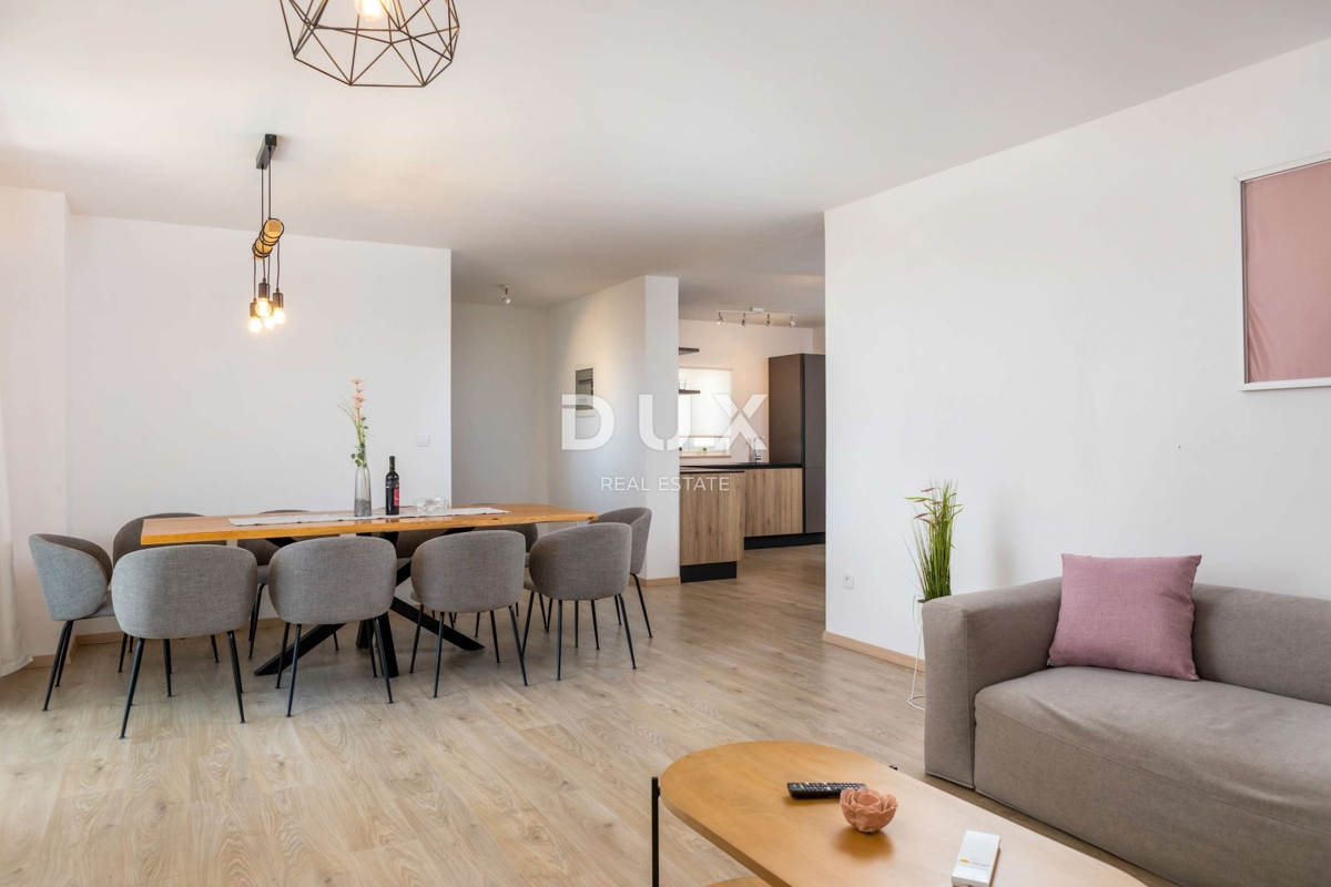 ISTRIA, RABAC - Casa con piscina e vista mare