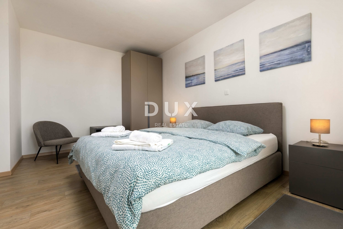 ISTRIA, RABAC - Casa con piscina e vista mare