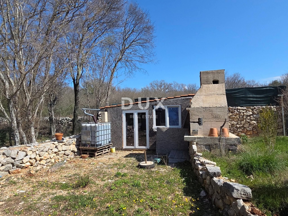 ISOLA DI KRK, LINALDIĆI - terreno agricolo 4812 m2