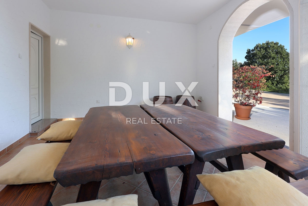 OPATIJA, BREGI - villa con vista panoramica sul mare e ampio giardino! OCCASIONE!