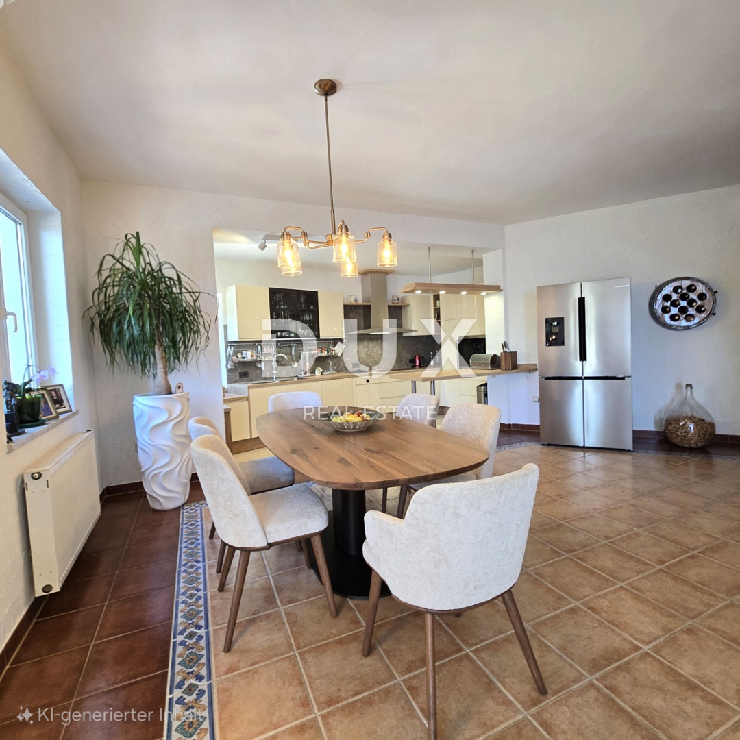 OPATIJA, BREGI - villa con vista panoramica sul mare e ampio giardino! OCCASIONE!