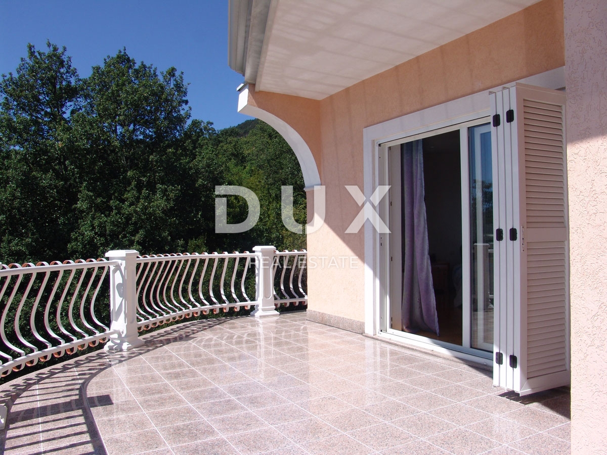 OPATIJA, BREGI - villa con vista panoramica sul mare e ampio giardino! OCCASIONE!