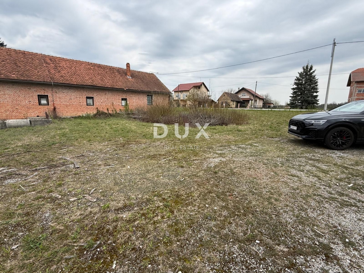 LEKENIK, SISAK - un'occasione imperdibile! 24.000 m² a Lekenik + edificio di 254 m² (superficie edificata totale di 10.000 m²)