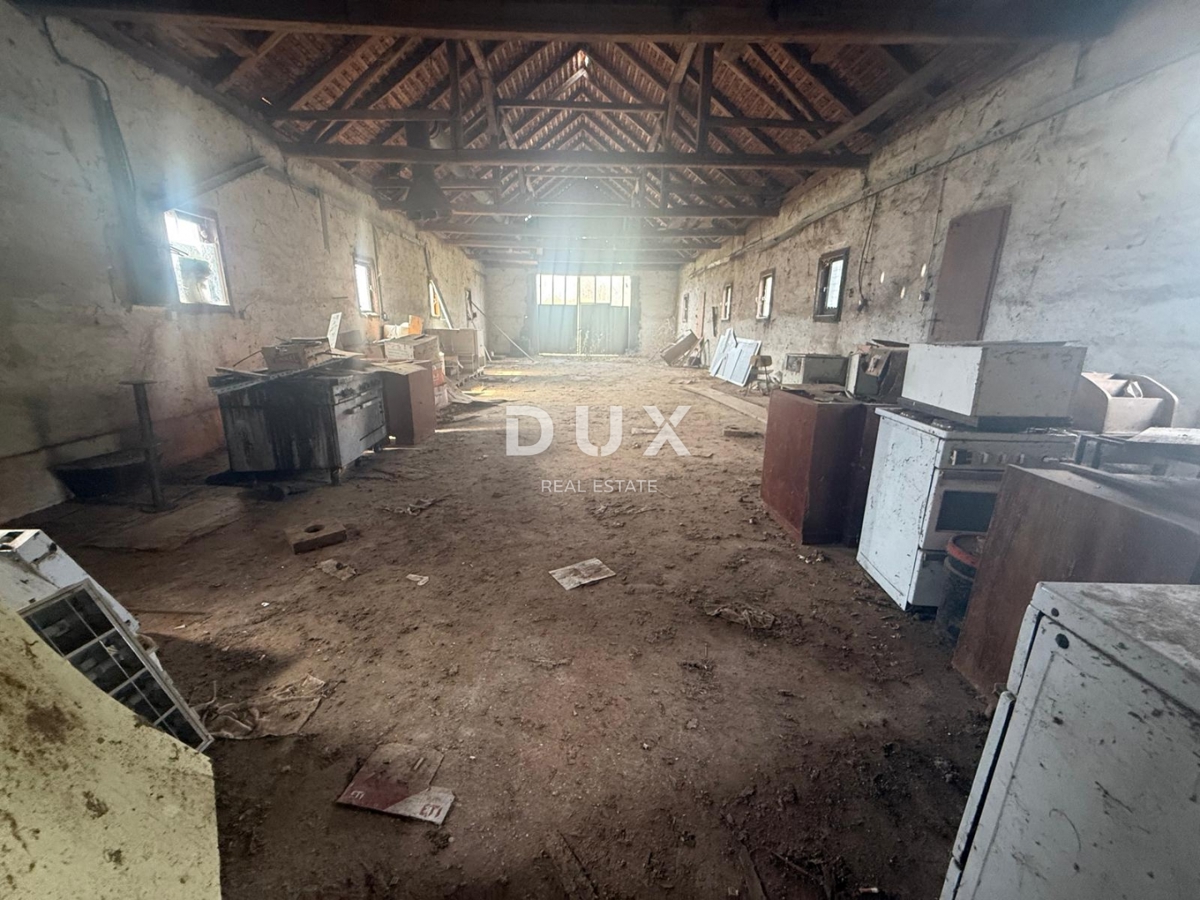 LEKENIK, SISAK - un'occasione imperdibile! 24.000 m² a Lekenik + edificio di 254 m² (superficie edificata totale di 10.000 m²)