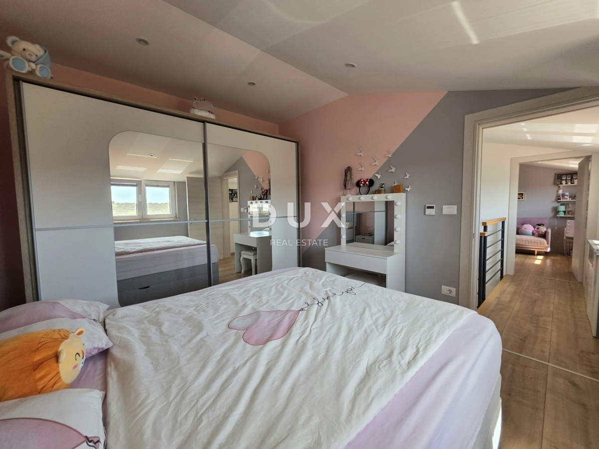 ISTRIA, POLA - Appartamento su tre piani con 5 camere da letto + soggiorno nella zona più ambita della città di Pola