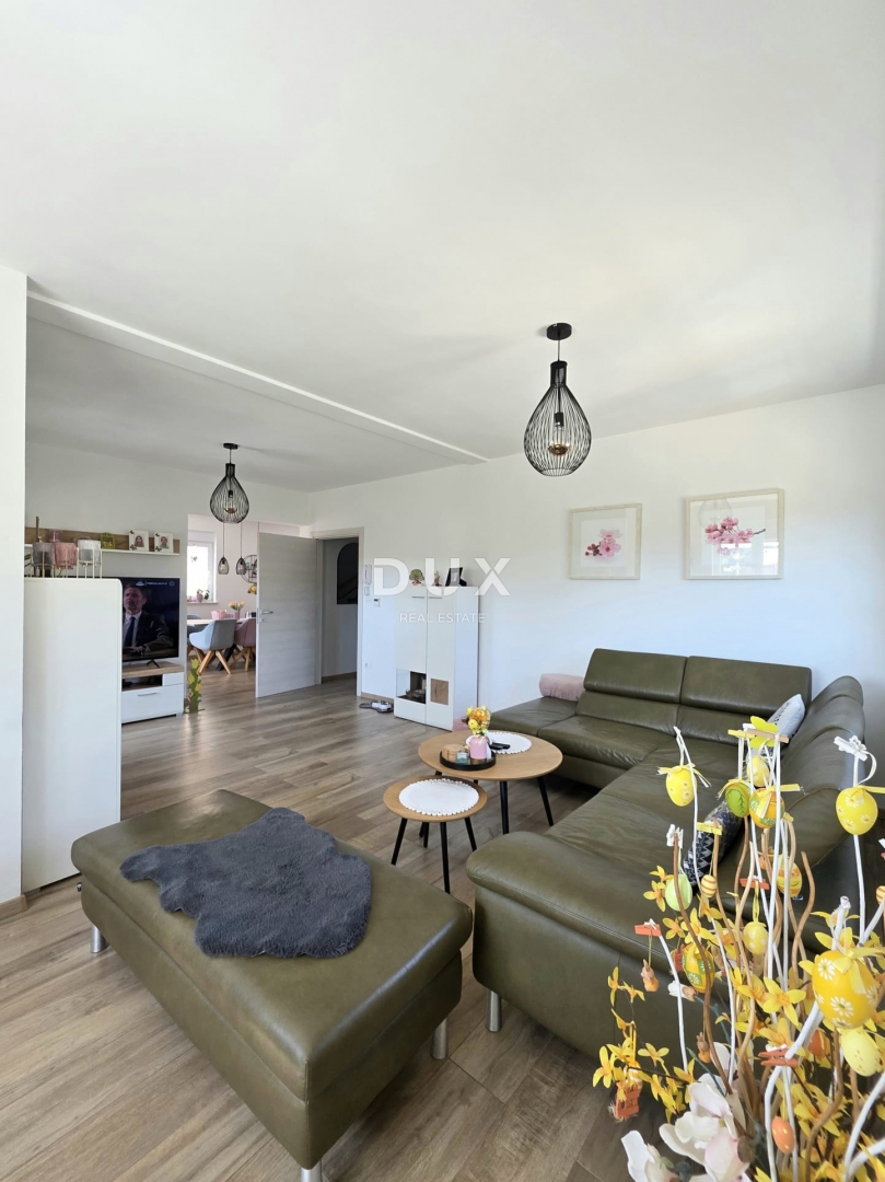 ISTRIA, POLA - Appartamento su tre piani con 5 camere da letto + soggiorno nella zona più ambita della città di Pola