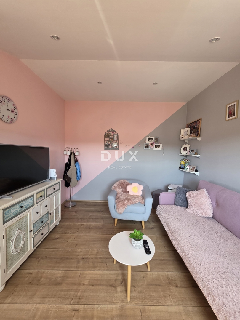 ISTRIA, POLA - Appartamento su tre piani con 5 camere da letto + soggiorno nella zona più ambita della città di Pola