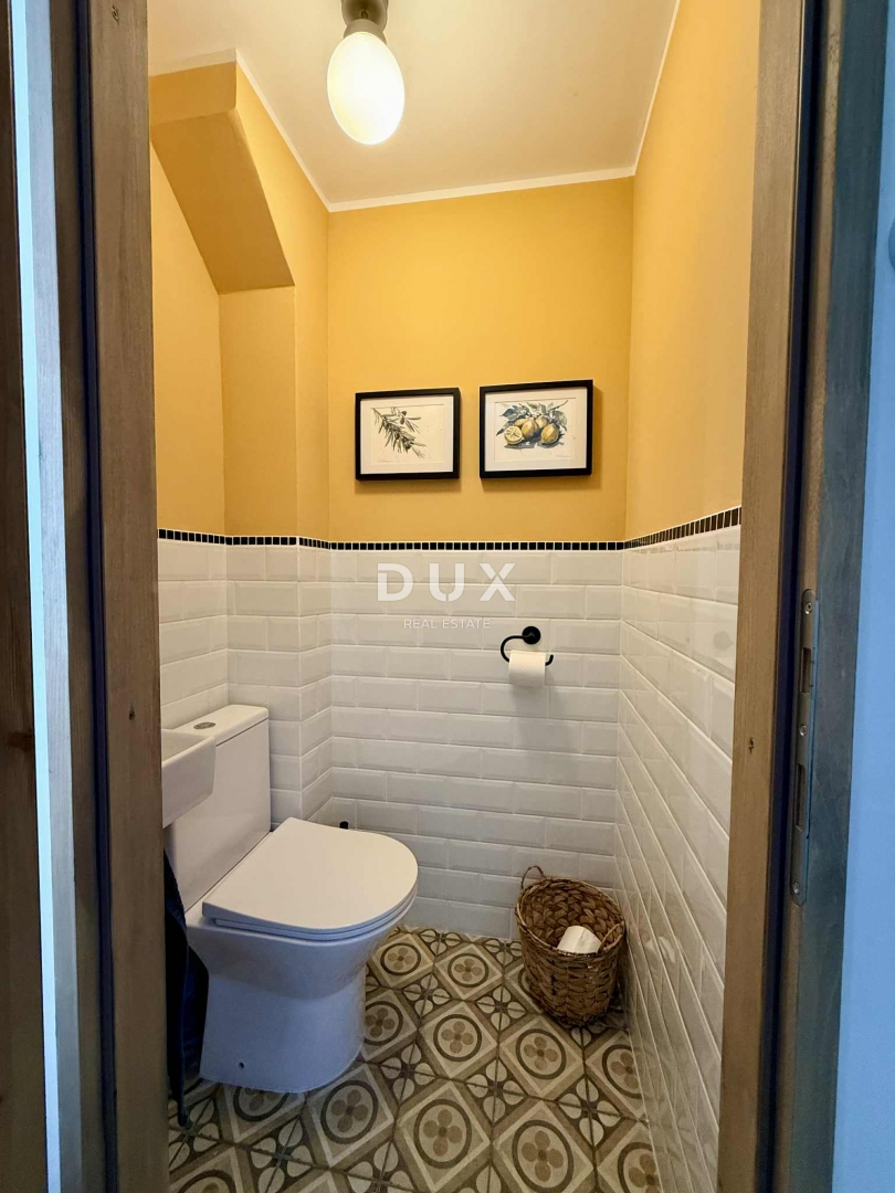 ISTRIA, MOTOVUN – Casa in pietra ristrutturata con vista spettacolare