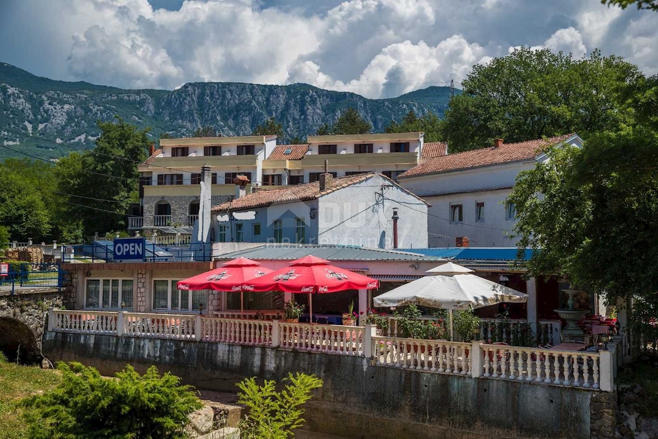 Casa Tribalj, Vinodolska Općina, 1.000m2